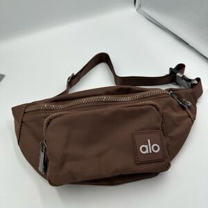 Alo Yoga Brown Nylon Belt Bag Crossbody Fanny Pack Unisex Travel Gym